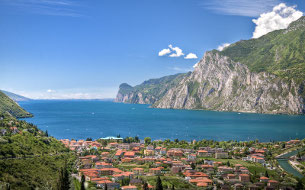 A Day Trip to Lake Garda - Guided and Private Tours - Milan Museum