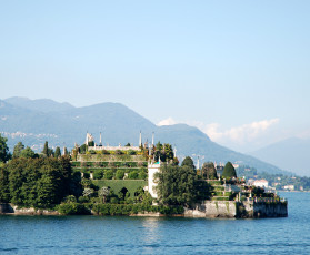 A Day Trip to Lake Maggiore from Milan - Guided Tours - Milan Museums