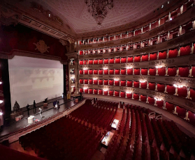 La Scala Theater and Duomo guided tour - Milan Museums